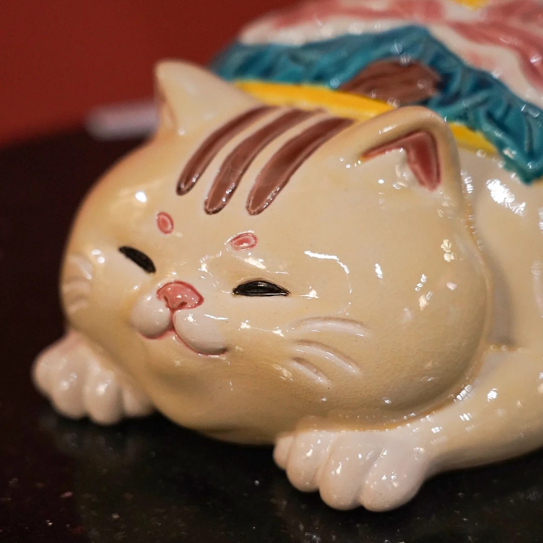 Fortune-Bringing Maneki-neko