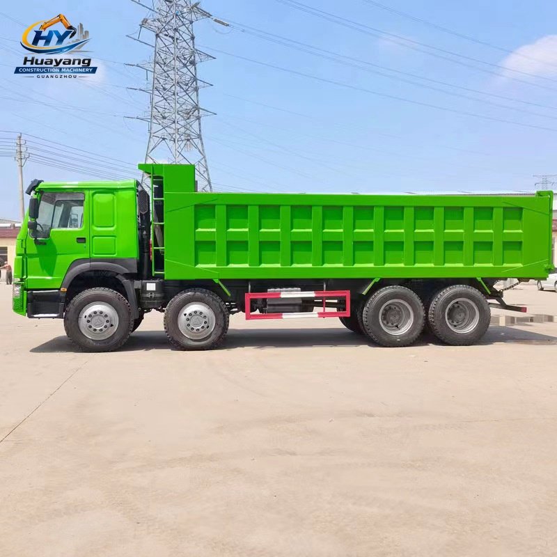 Sinotruk Howo 375HP 8x4 12 wheels Dump Truck Loading 50 Tons