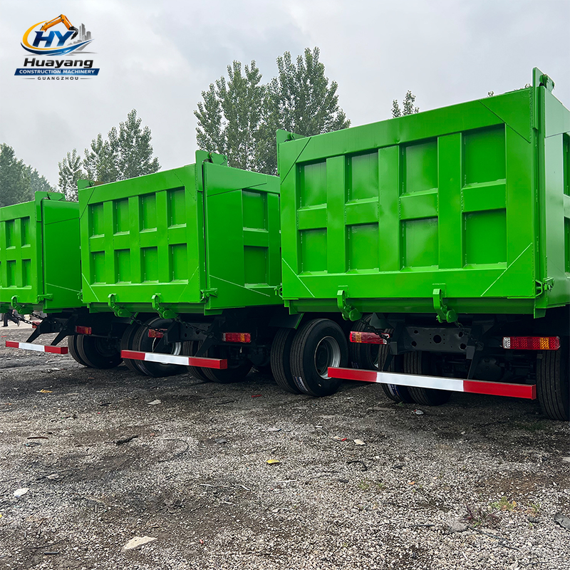 Sinotruk Howo 375HP 8x4 12 wheels Dump Truck Loading 50 Tons