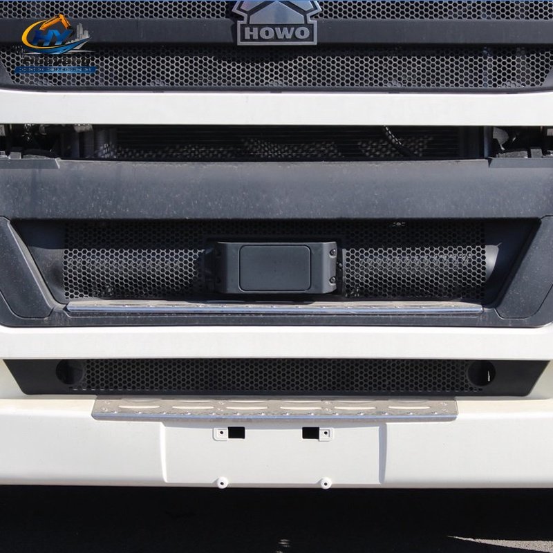 Howo T7H 4x2 500HP Tractor Truck