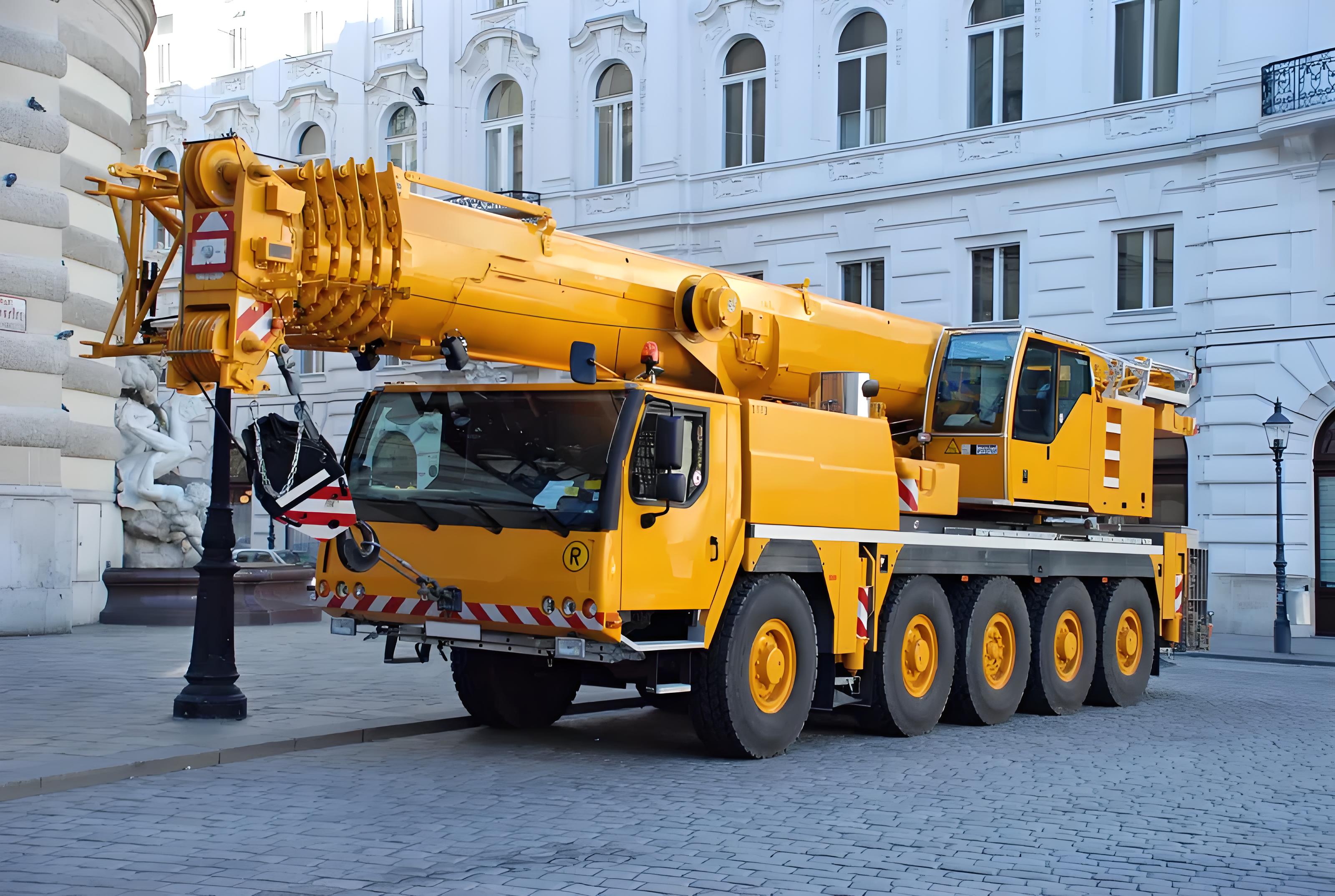 Expanding its territory once again! The company successfully delivered 100 pieces of heavy equipment to a major mining town in Africa.