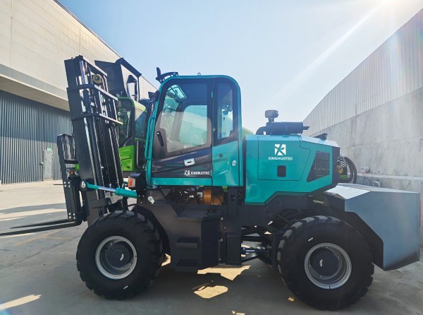 Rough Terrain Forklift