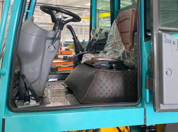 Rough-Terrain-Forklift-20