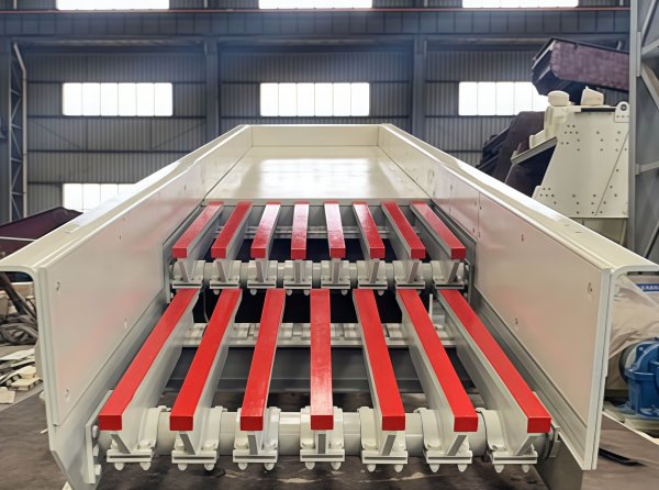 Vibrating-Feeder-2