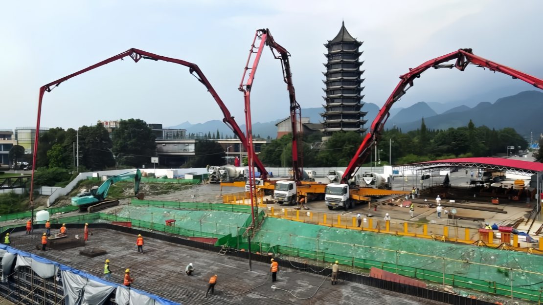 Truck‑Mounted-Concrete-Pump-6