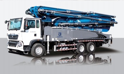Truck‑Mounted-Concrete-Pump-8