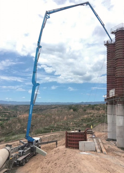 Truck‑Mounted-Concrete-Pump-13