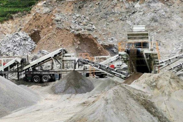 Wheeled-Mobile-Crushing-Plant-8