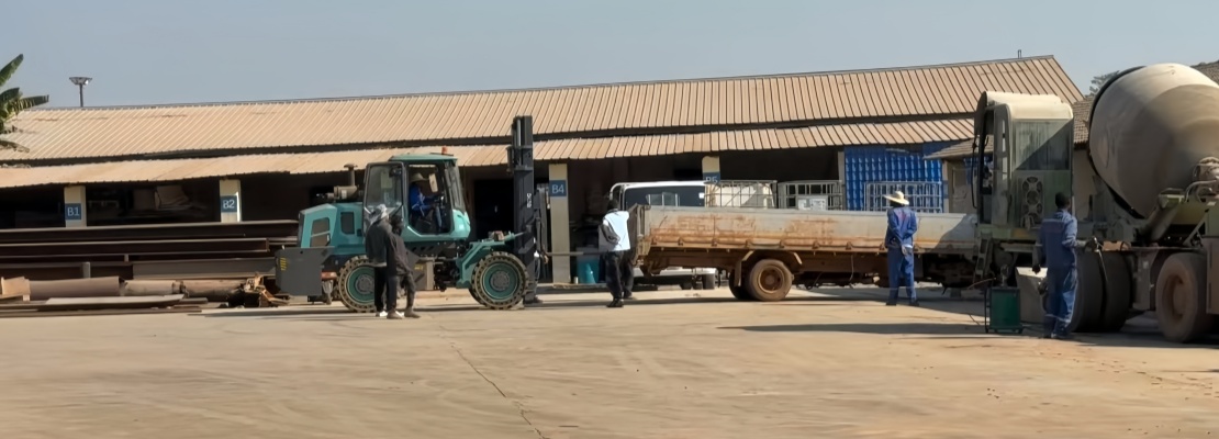 Tanzania-Rough-Terrain-Forklift-Case-3