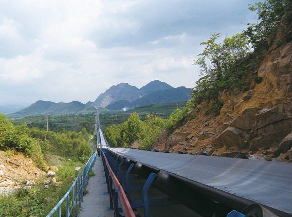 17.6 km Belt Conveyor Exported to Vietnam for Cement Plant