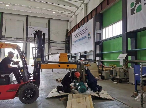 Kazakhstan-Crane-Case-5