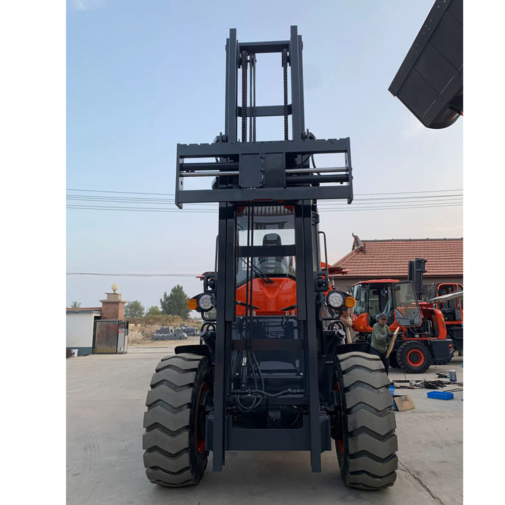 4T Four-wheel drive off-road forklift