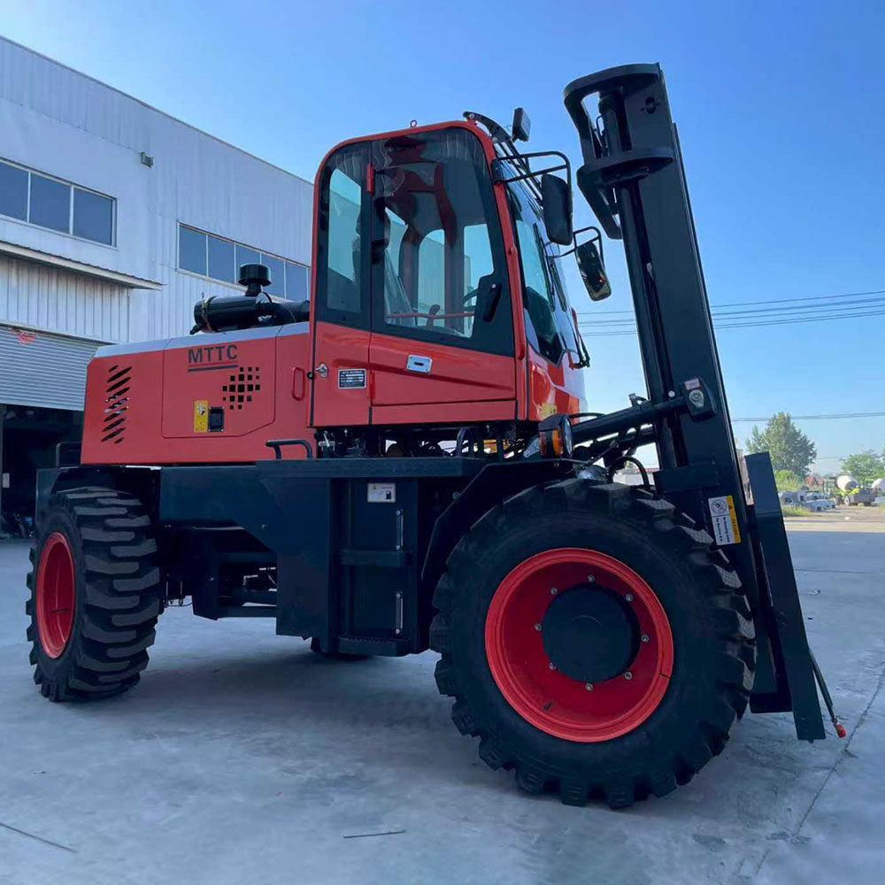 5T Four-wheel drive off-road forklift