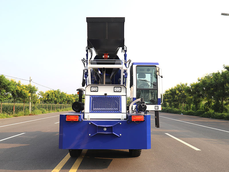 4.0 cubic meter mixer truck