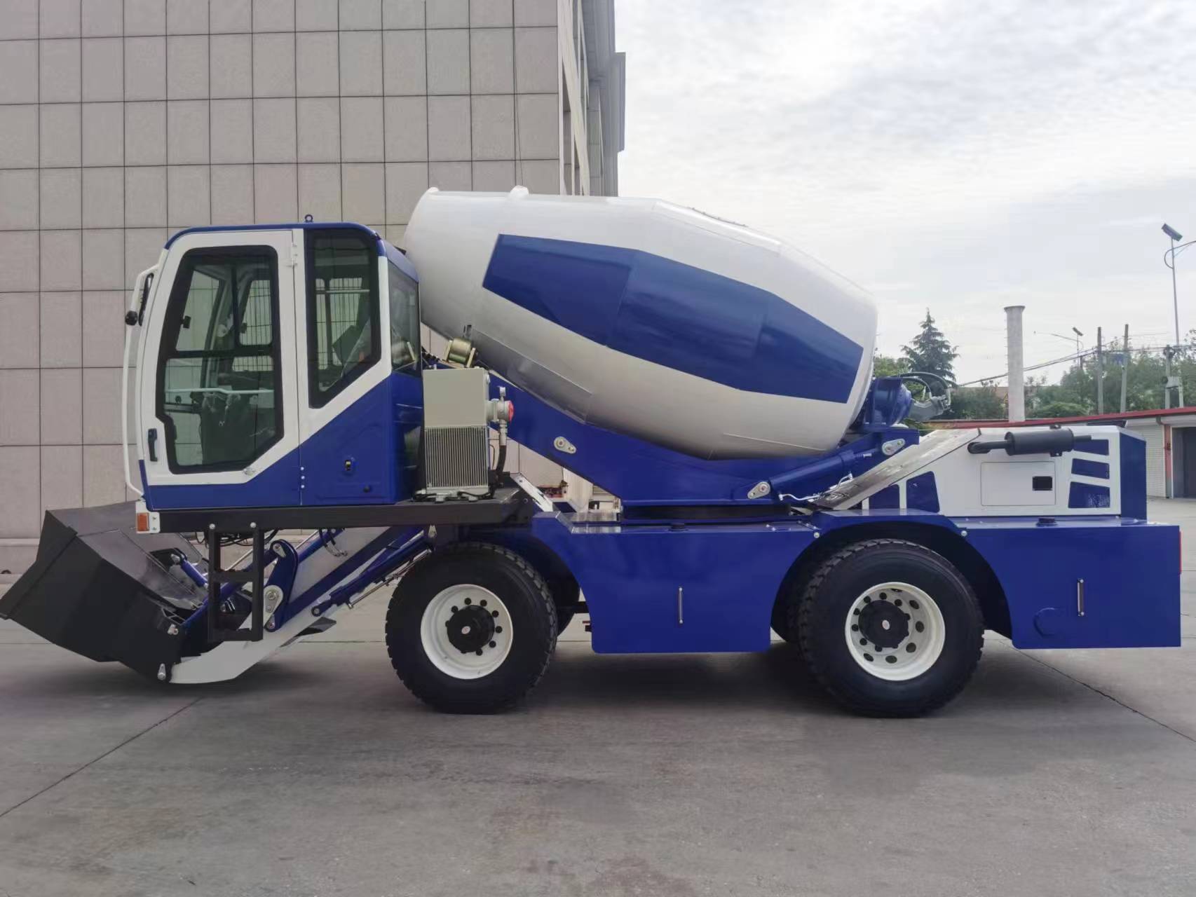 4.5 cubic meter mixer truck