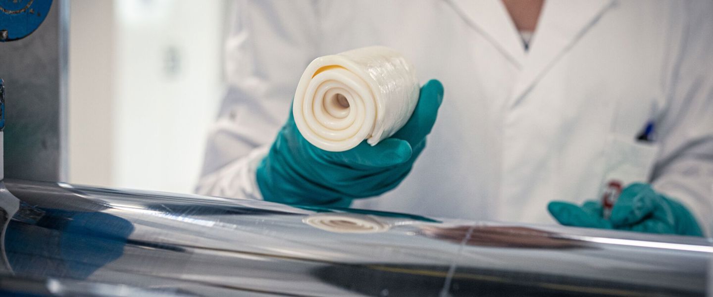 Determination of low temperature brittleness of vulcanized rubber