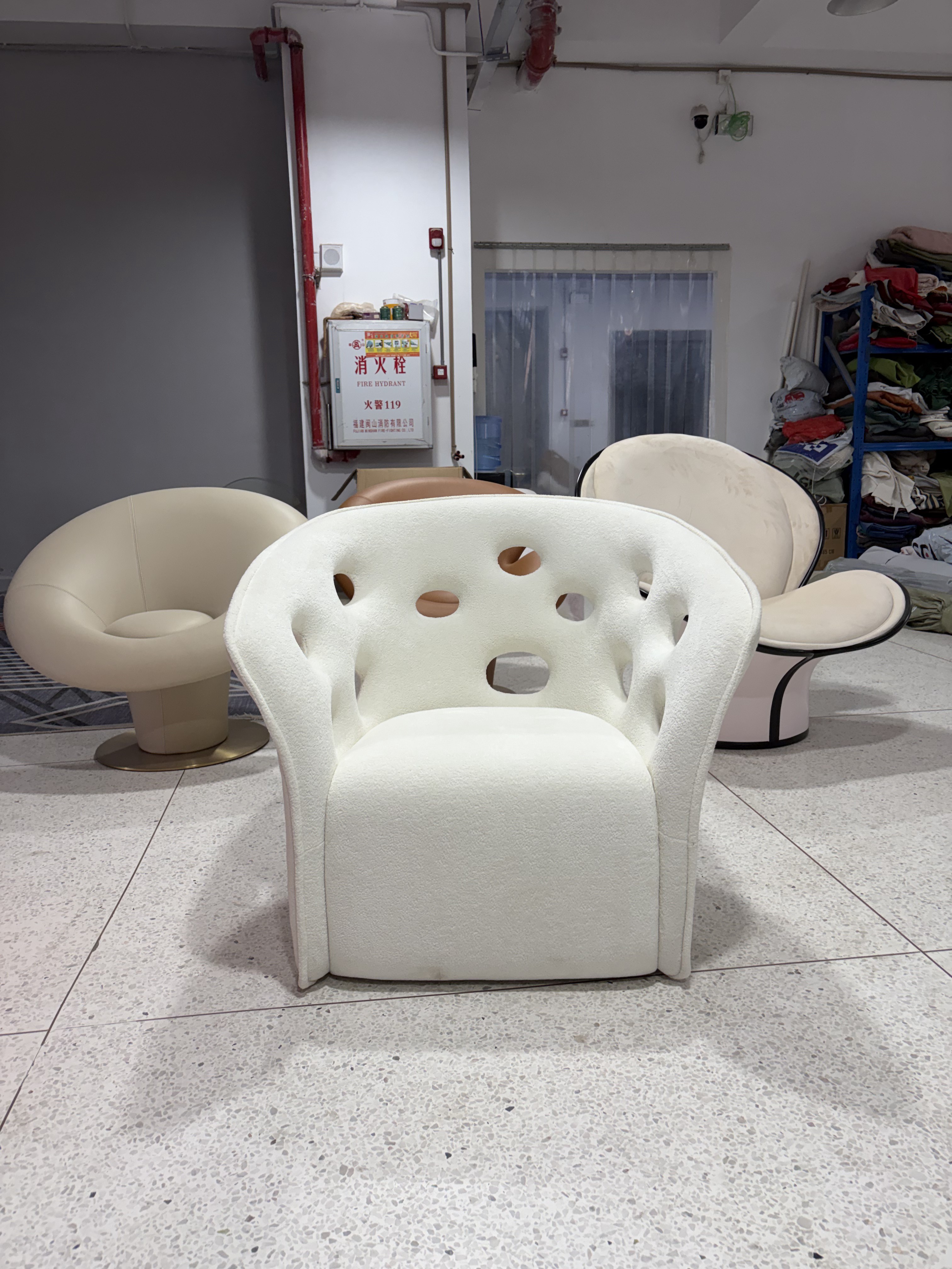 Designer Nordic Light Luxury ROOT Cave Chair - Hollow-out Irregular Single Negotiation & Hotel Showroom Chair