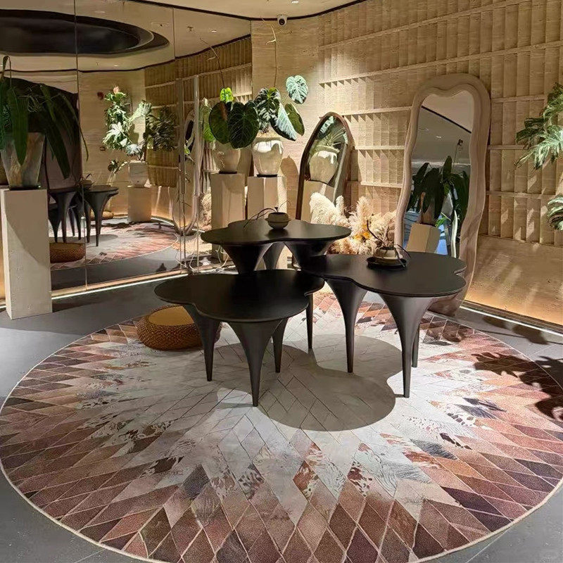 Designer Fiberglass Round Table, for Living Room & Commercial Use, Petal Clover-shaped Three-legged Coffee Table, Suitable for Courtyard & Outdoor Spaces