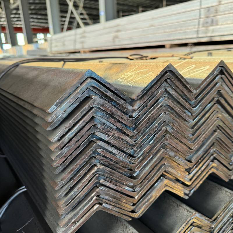 Q235 Carbon Equal Steel Angle Bar