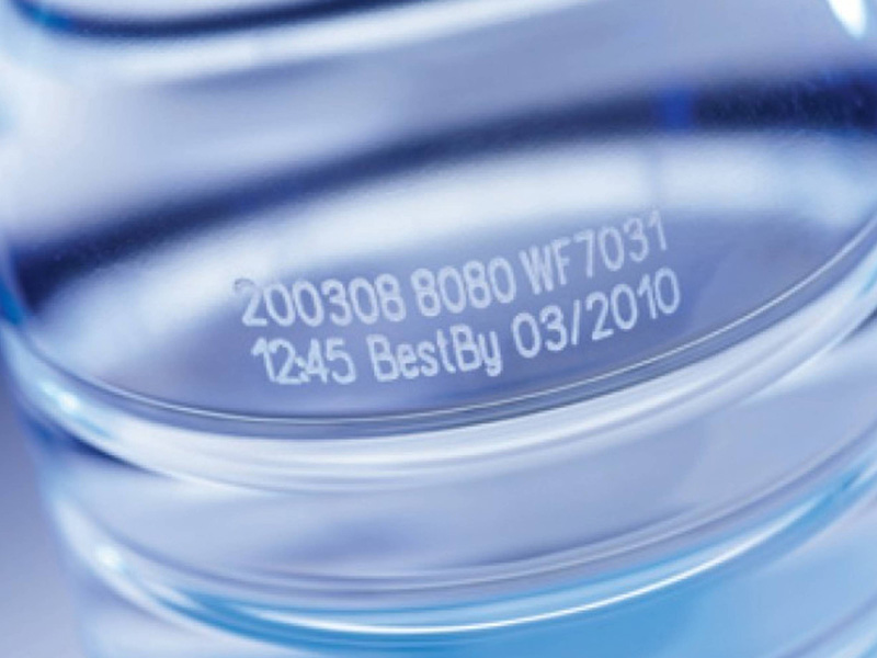 مبدأ عمل آلة النقش بالليزر CO2