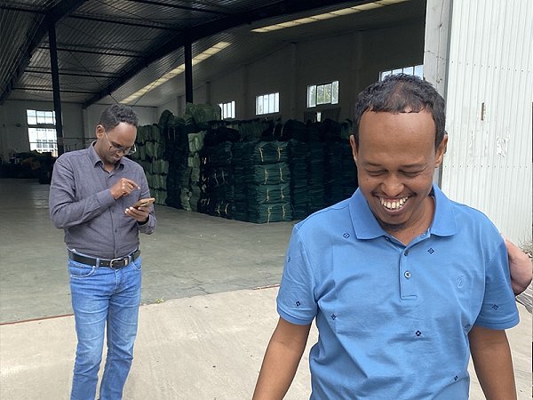 African customers visit the factory