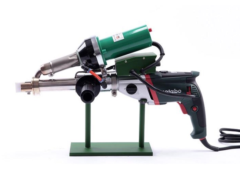 Extrusion geomembrane welder
