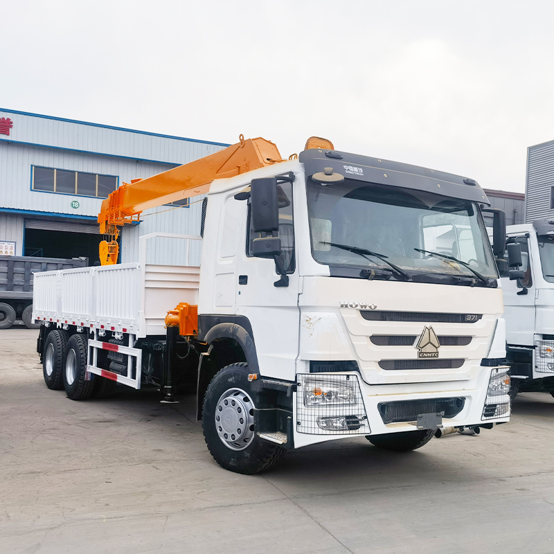 Used & Remanufactured Truck-mounted Crane Truck With Boom 6X4