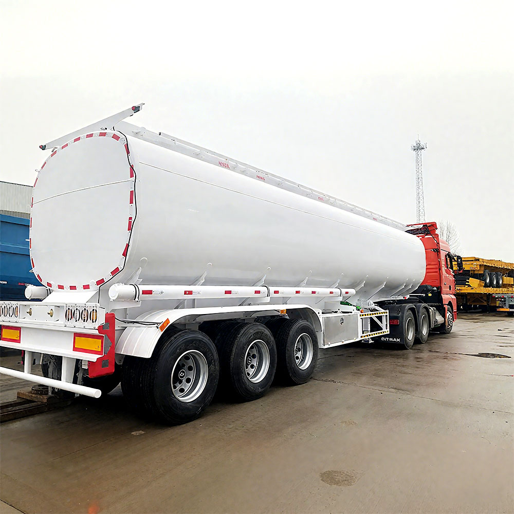 Used 3 Axle Carbon Steel Diesel Tanker Trailer