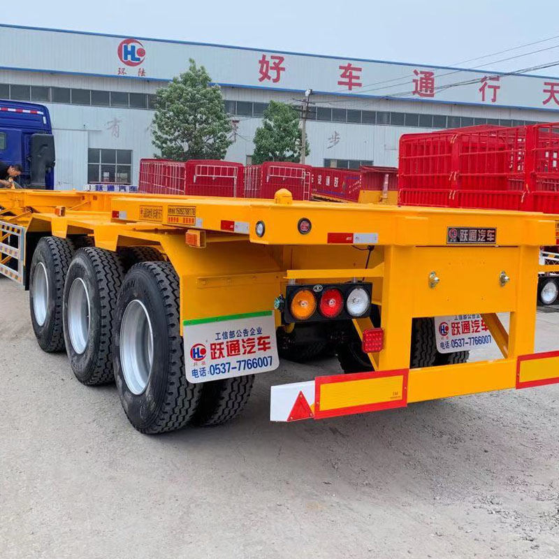 Used Liangshan Yuetong 8-13m series containerized semi-trailer