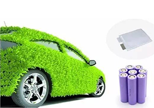 Which is more suitable for electric vehicles, cylindrical cells or pouch cells?
