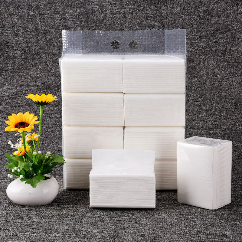 Papier mouchoir avec emballage plastique blanc