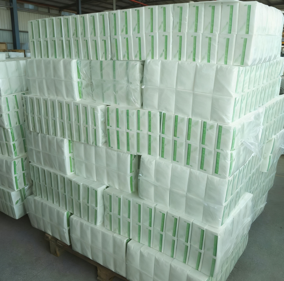 Papier mouchoir avec emballage plastique blanc