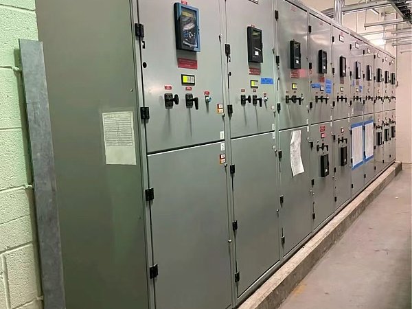 American Standard Medium Voltage 6000A Switchgear