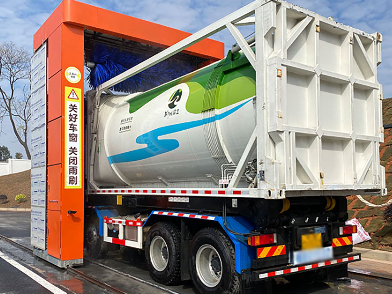  Working Principle of the Intelligent Car Washing Robot