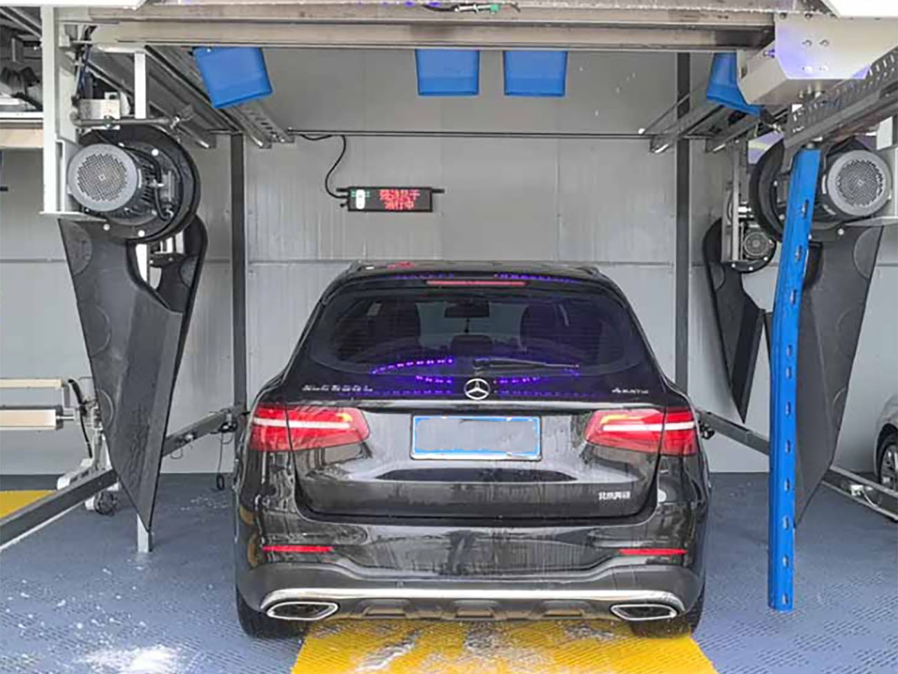 Cleaning Effect of Gantry Reciprocating Car Washing Machine