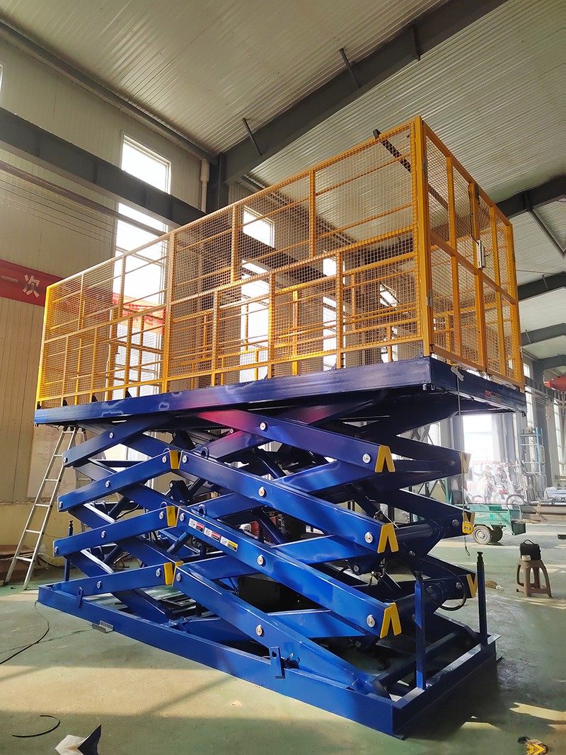  Scissor Cargo Lift
