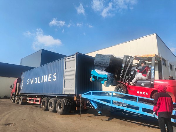 Intelligent Lifting Equipment Exported to South Africa, Empowering Engineering Projects Across Africa