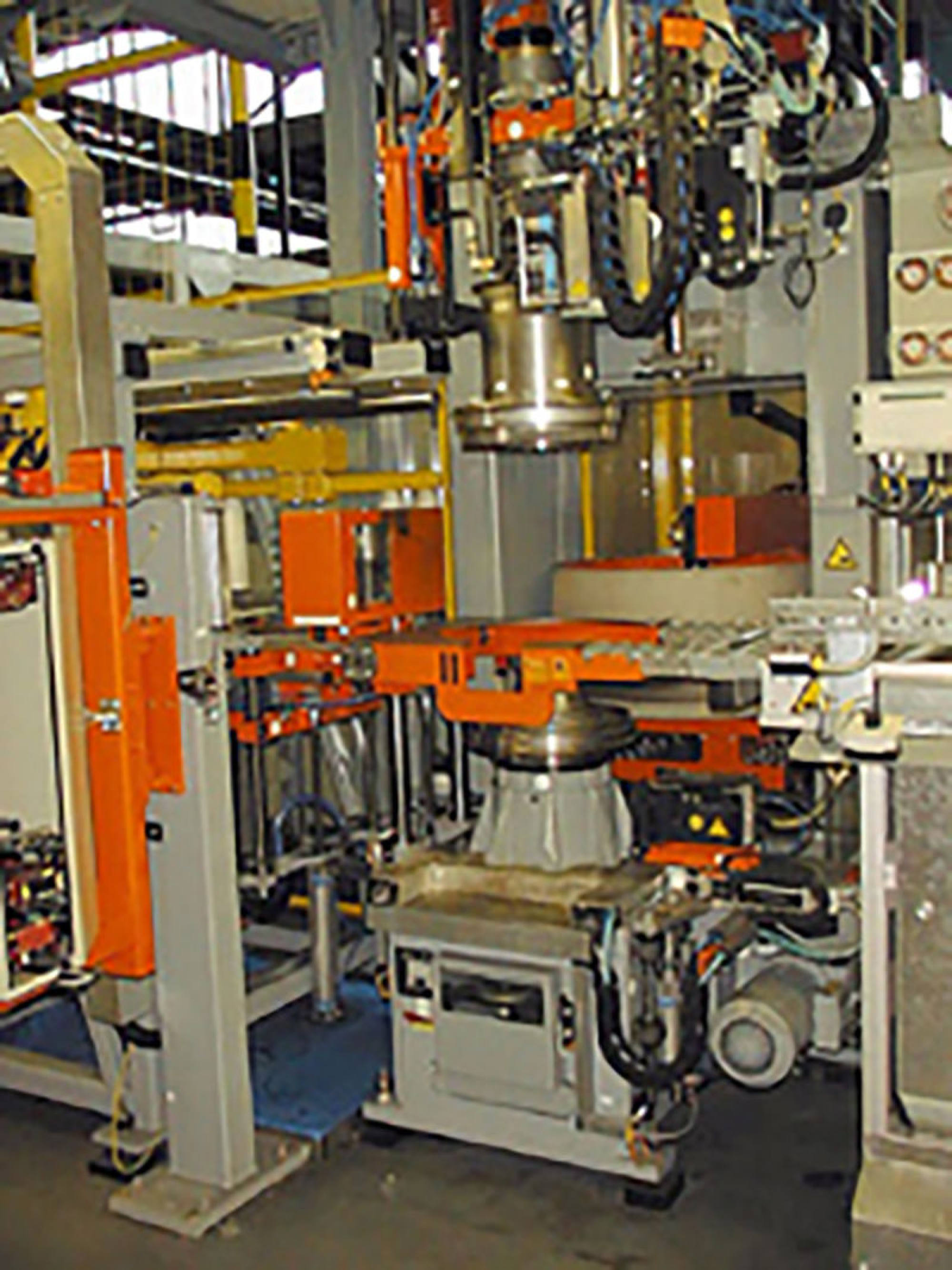 Balance testing machine