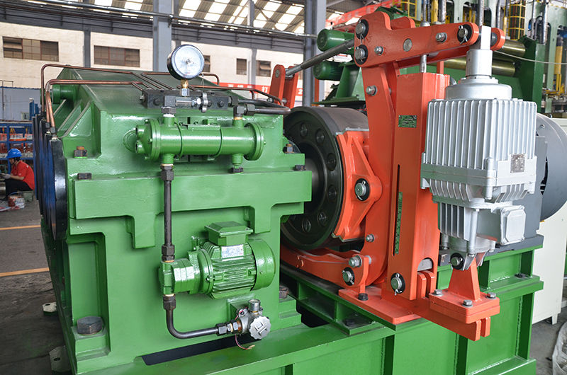Open mixing mill