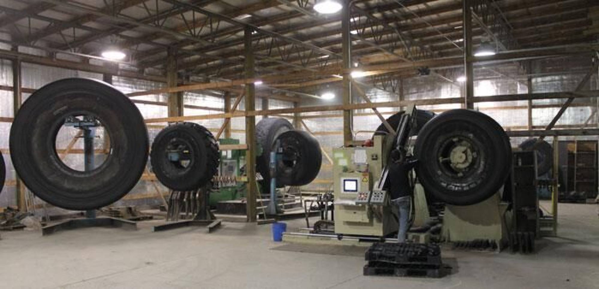 used_second hand Tyre retreading line