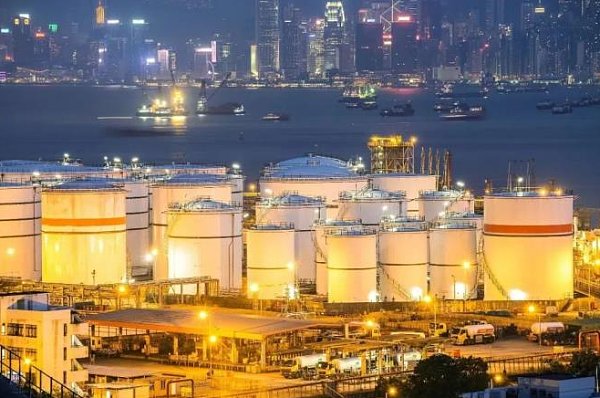 world is experiencing a fourth oil crisis. world is experiencing a fourth oil crisis.