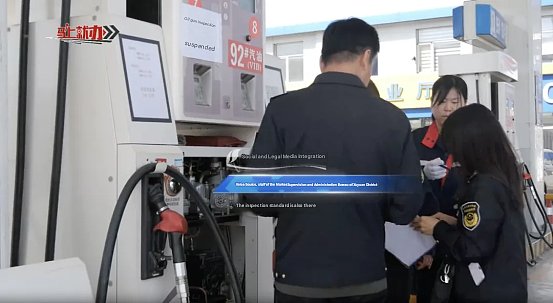 28 liters of fuel tank with 42 liters of oil! Car owner angry after oil pumping test public apology 28 liters of fuel tank with 42 liters of oil! Car owner angry after oil pumping test public apology
