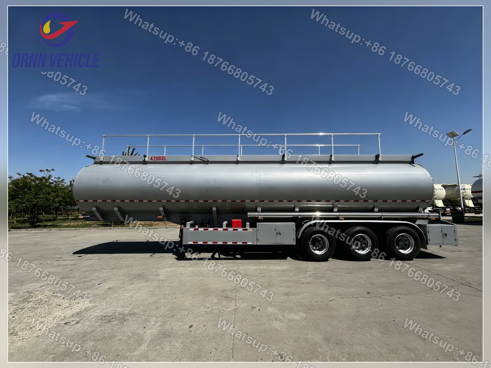42 m³ Single-Compartment Carbon Steel Fuel Tanker