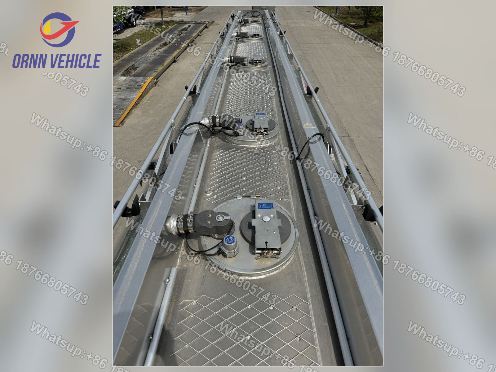 40m³ 5-Compartment Aluminum Alloy Oil Tanker Semi-Trailer Design Checks for Safer and Faster Delivery 40m³ 5-Compartment Aluminum Alloy Oil Tanker Semi-Trailer Design Checks for Safer and Faster Delivery