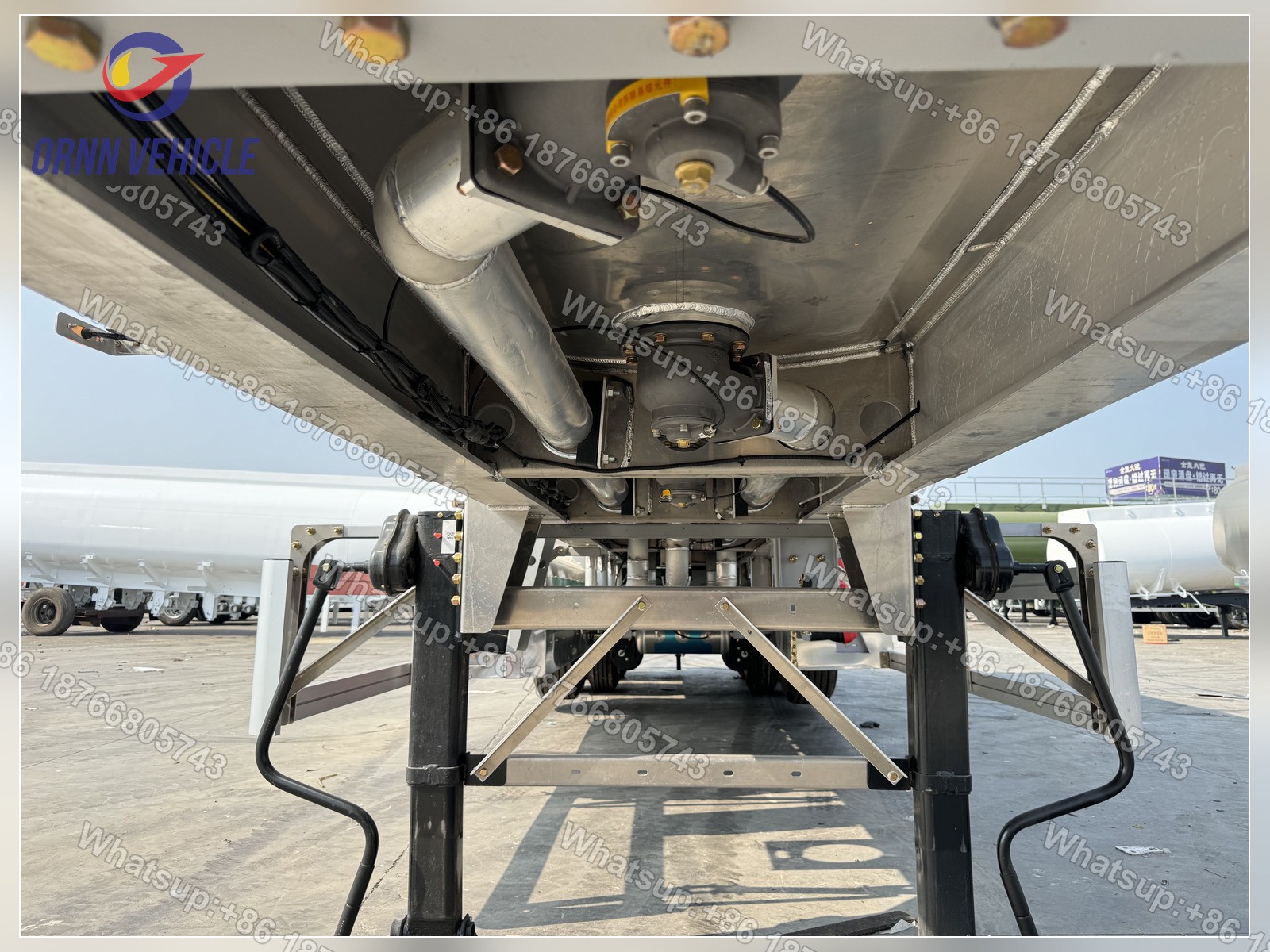 45m³ 7-Compartment Polished Aluminum Alloy Fuel Tanker Design Checks for Safer and Faster Delivery 45m³ 7-Compartment Polished Aluminum Alloy Fuel Tanker Design Checks for Safer and Faster Delivery