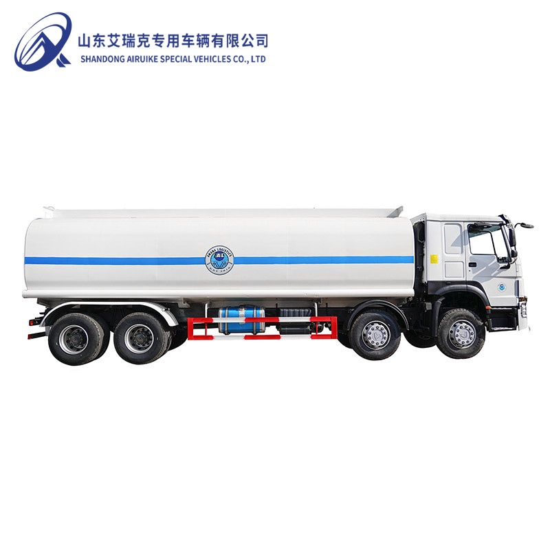 Used HOWO Oil Tanker White 30m3 8×4 Oil Tank Truck in Stock