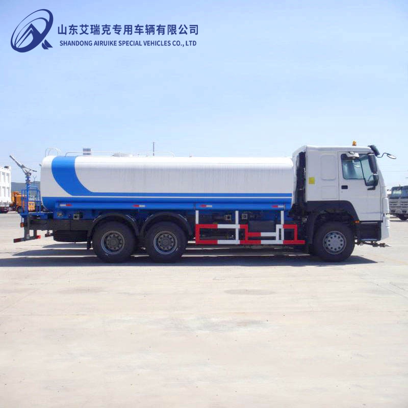 SecondHand Howo 6*4 8*4 RHD/LHD Water Sprinkler Truck