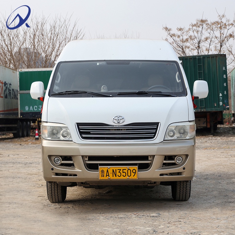 New Hot Sale 2018 2019 Refurbished Toyota Hiace Petrol Diesel Engine Middle Roof Coach Bus