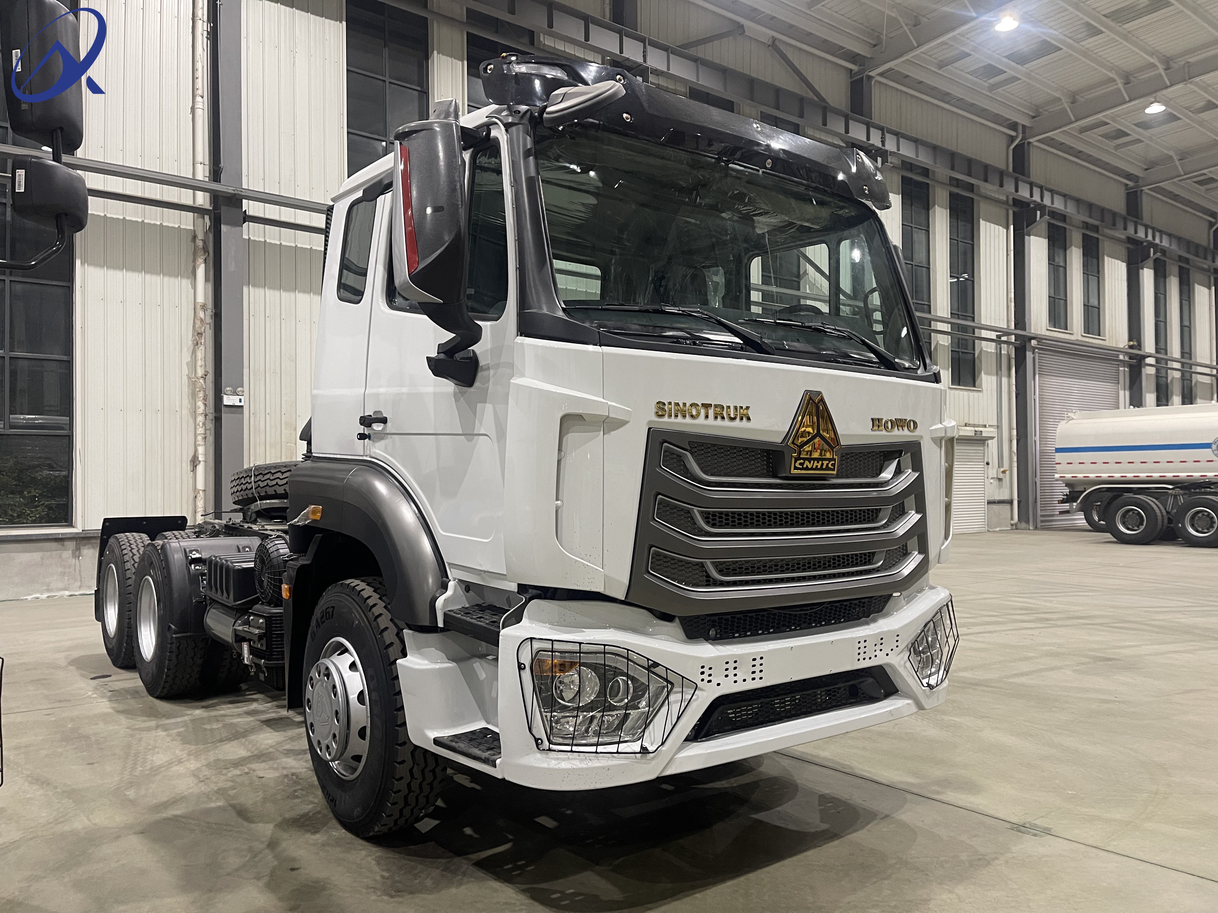 New Used Sinotruk Nx/Tx 371HP 380HP Tractor Truck Head for Sale