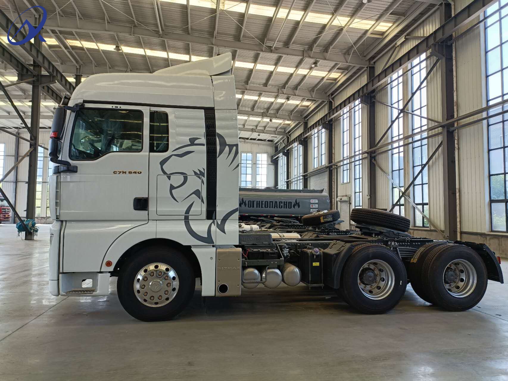 New Used Sinotruk Sitrak G7H 6X4 580/540/HP RHD Tractor Truck
